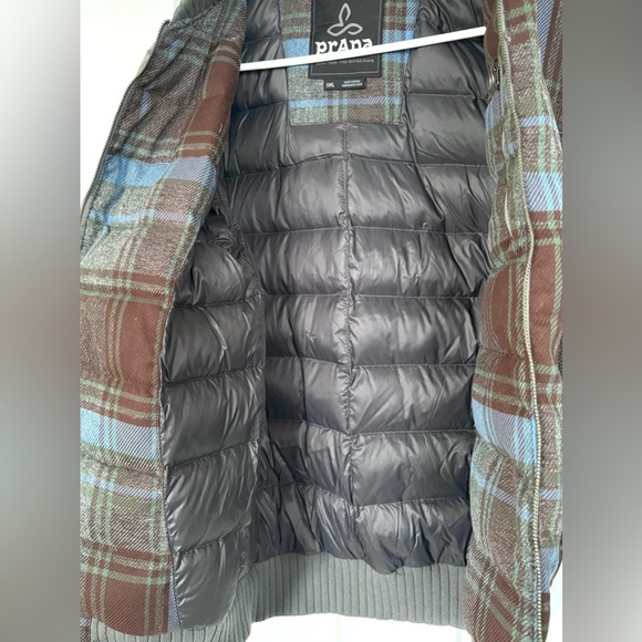 prAna Plaid Puffer Jacket – Blue/Brown – Size Small – NWOT - Picture 9 of 13